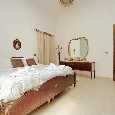 Luxury Domus Amadora